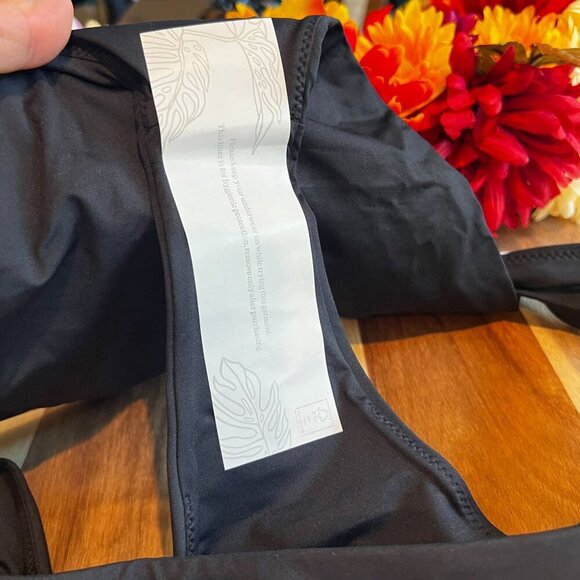 prAna Sugar Shore Low-Rise Swim Bottom XTRA-SMALL Black Peek-a-boo Waist - Picture 4 of 8